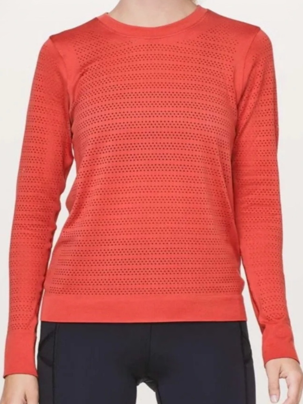 Lululemon Breeze By T-Shirt Women M Orange Long Sleeve Crew Neck Running Stretch